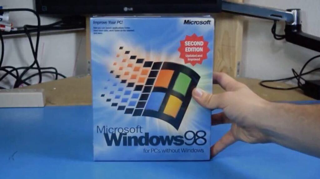 Anniversaire Windows 98 : un nouvel ordinateur avec des pièces d’époque 1 anniversaire windows 98 un nouvel ordinateur avec des pieces depoque