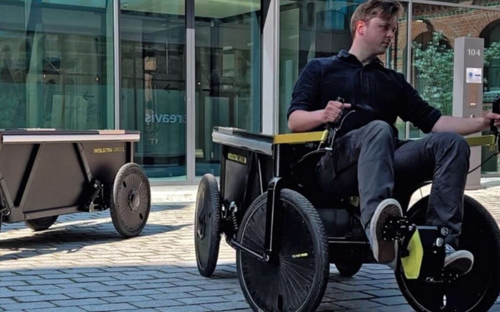 Ce vélo cargo à pédales peut transporter jusqu’à 450 kg et peut aller loin sans maintenance ! 1 ce velo cargo a pedales peut transporter jusqua 450 kg et peut aller loin sans maintenance