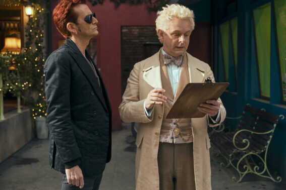 La fin de la saison 2 de Good Omens expliquée : Que signifient les décisions d’Aziraphale ? 1 la fin de la saison 2 de good omens expliquee que signifient les decisions daziraphale