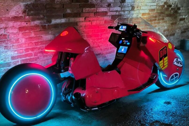 La moto de Kaneda du manga Akira prend vie dans une version électrique 1 la moto de kaneda du manga akira prend vie dans une version electrique