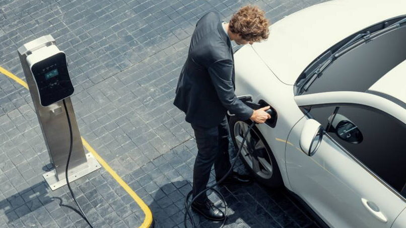 Les voitures électriques bientôt équipées d’un moteur thermique 1 les voitures electriques bientot equipees dun moteur thermique