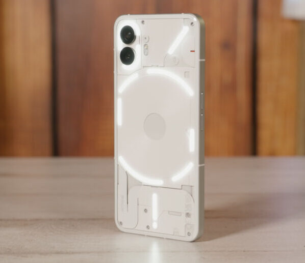 Test du Nothing Phone 2 : un smartphone innovant 1 test du nothing phone 2 un smartphone innovant