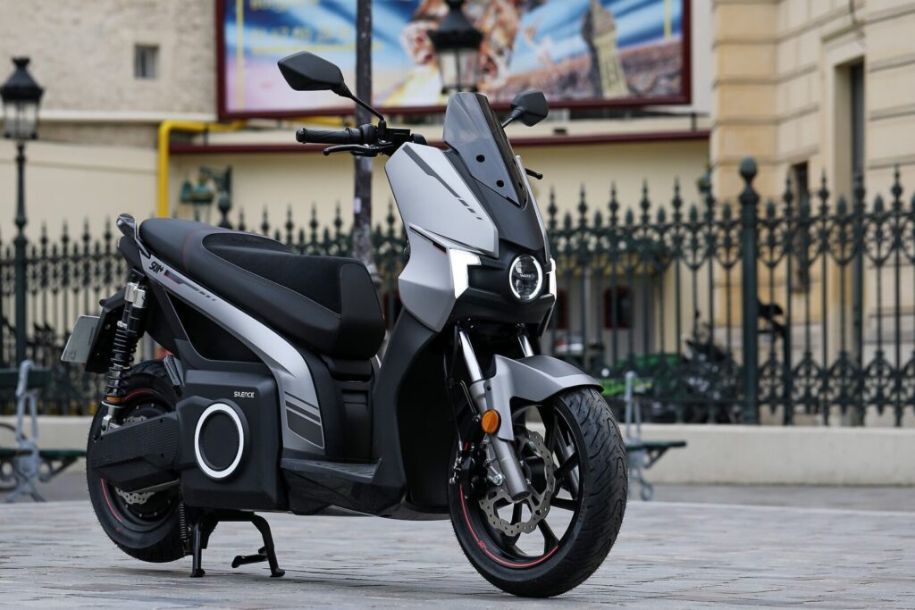 Test du Silence S01+ : un scooter électrique 125cc qui vaut son pesant d’or ? 1 test du silence s01 un scooter electrique 125cc qui vaut son pesant dor