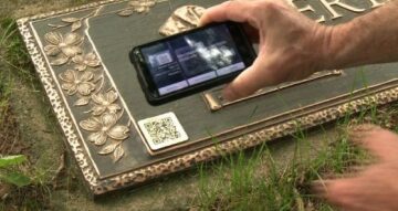 Tombe connectée : le nouvel art funéraire 1 tombe connectee le nouvel art funeraire