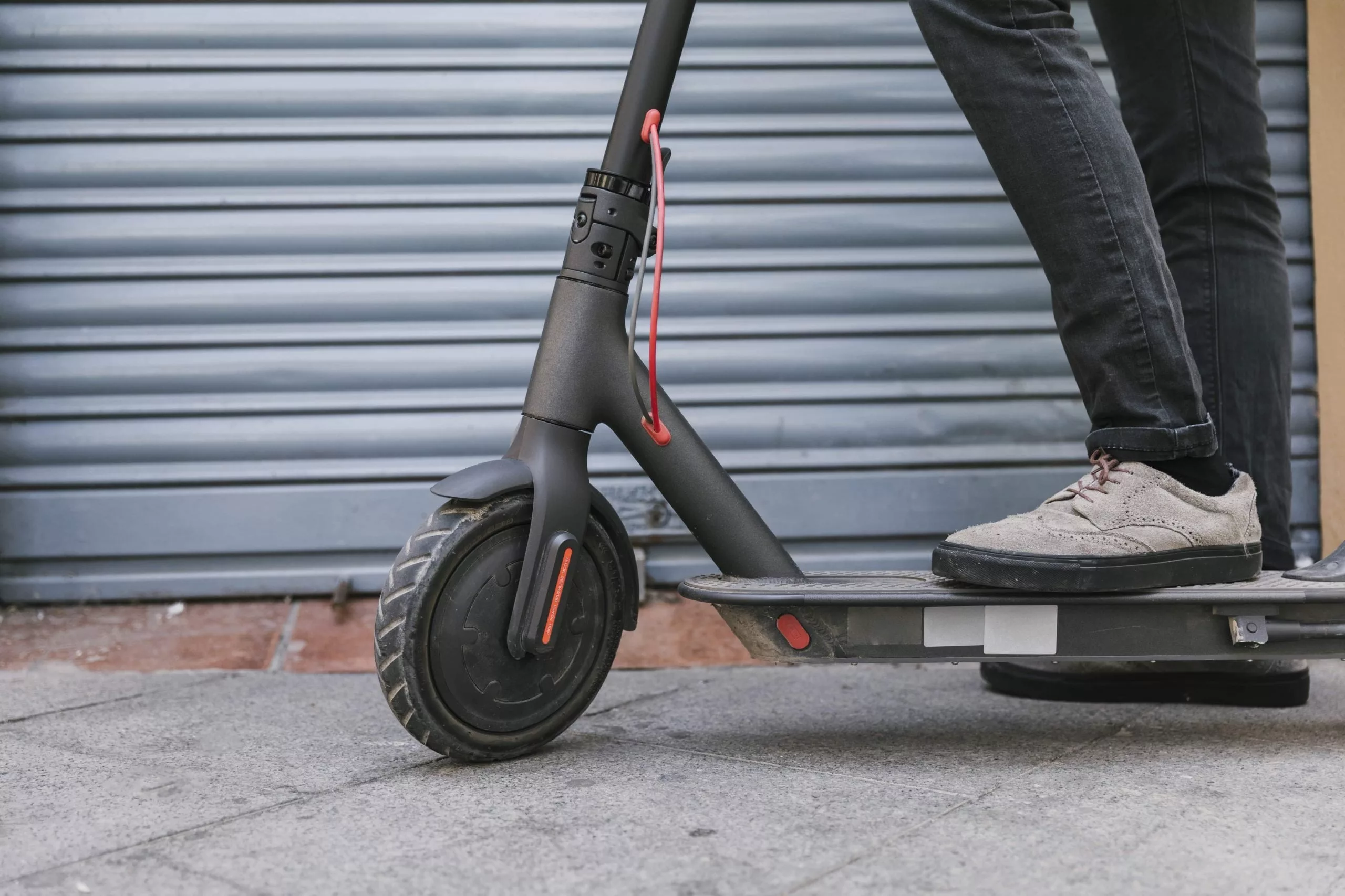 Ne perdez plus votre trottinette Segway grâce au Find My d’Apple ! 7 foto traceur gps e scooter echelonne jpg 1