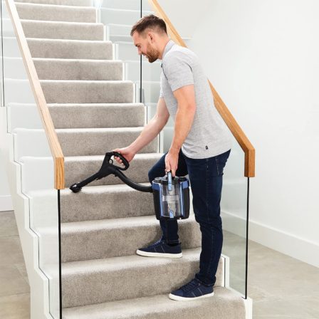 comparateur aspirateur pour escaliers
