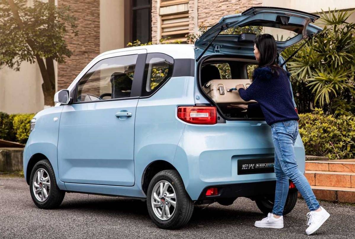 Renault et Citroën n’ont aucune chance face à cette voiture électrique chinoise à prix mini 7 S0 hong guang mini la voiture electrique moins chere qu un velo electrique 663929