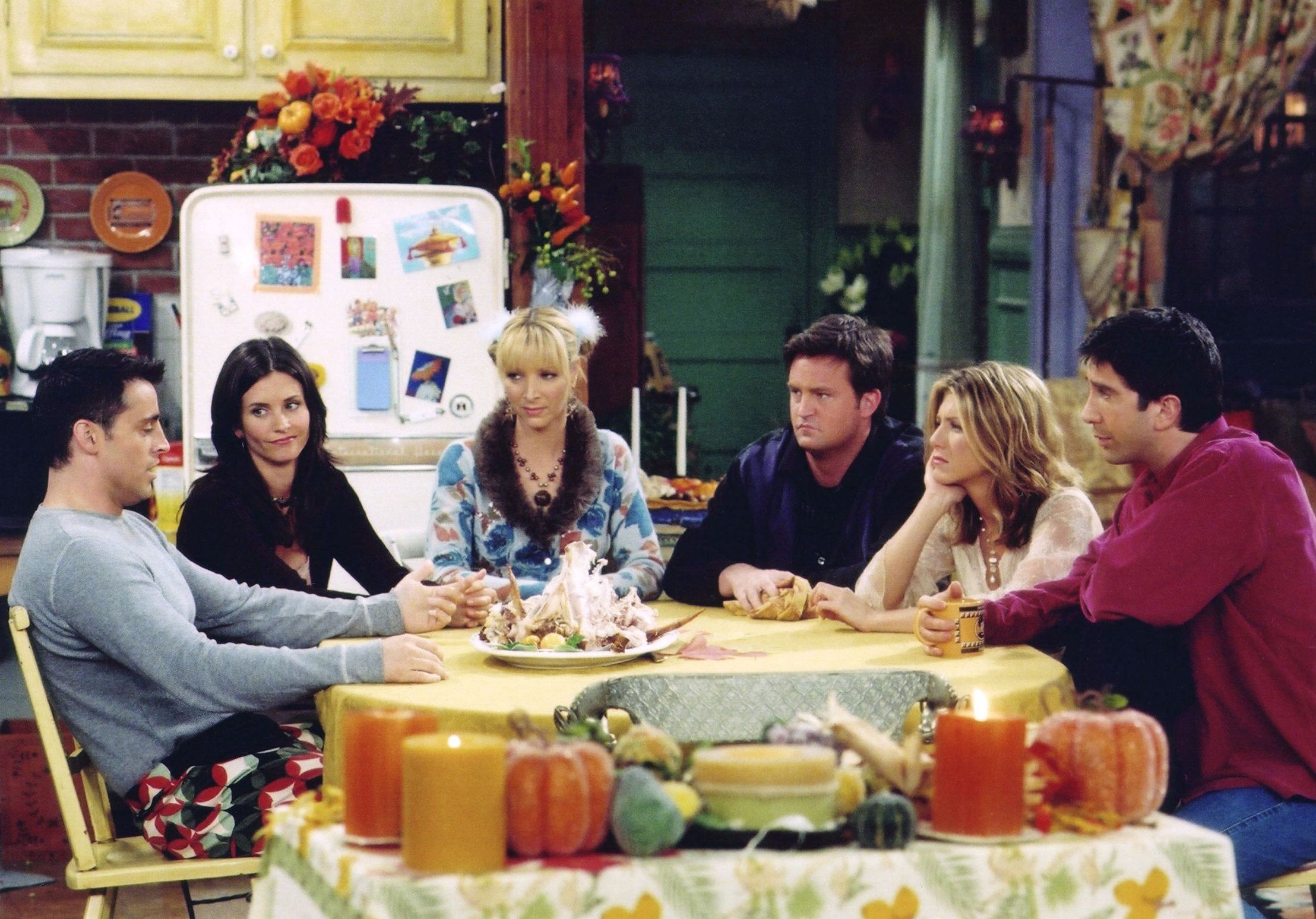RIP Matthew Perry : Les meilleurs épisodes de Chandler dans Friends 6 Friends les 10 meilleurs episodes de la serie culte